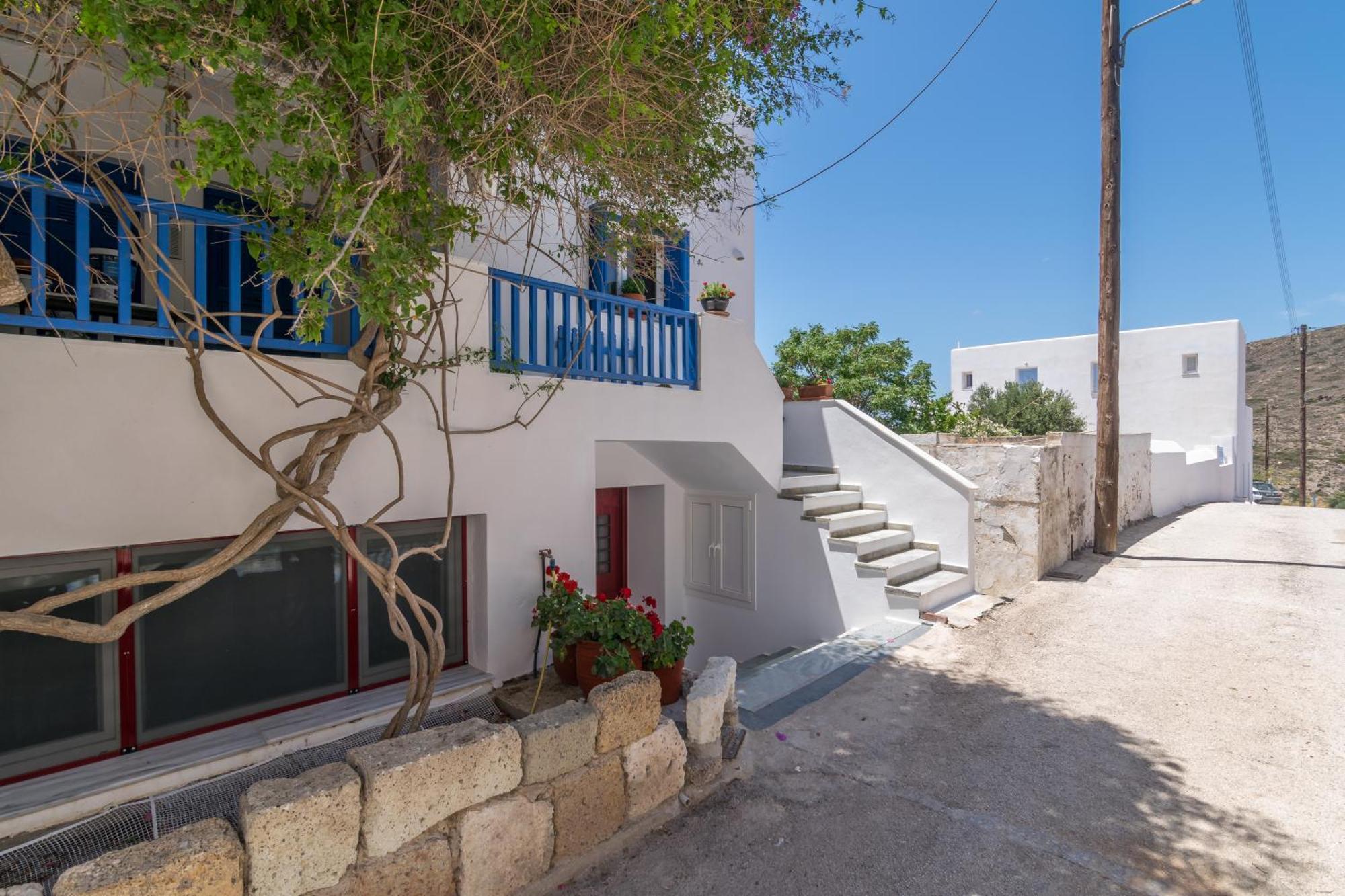 Vitalis Residences - Haven Suites Adamantas  Esterno foto