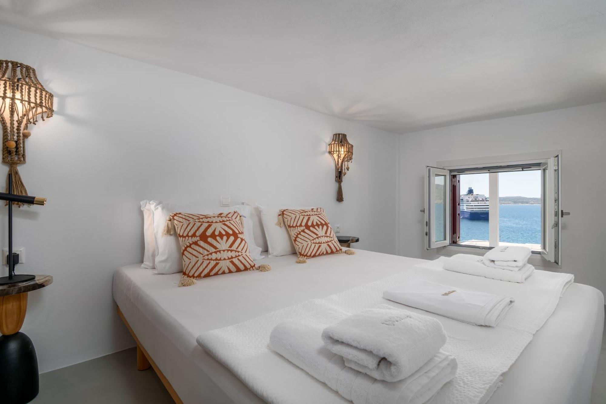 Vitalis Residences - Haven Suites Adamantas  Esterno foto