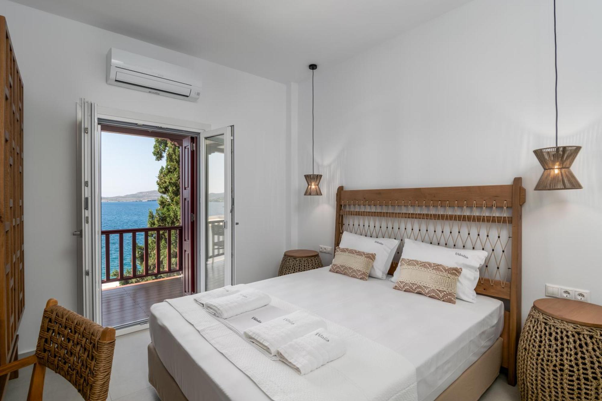 Vitalis Residences - Haven Suites Adamantas  Esterno foto