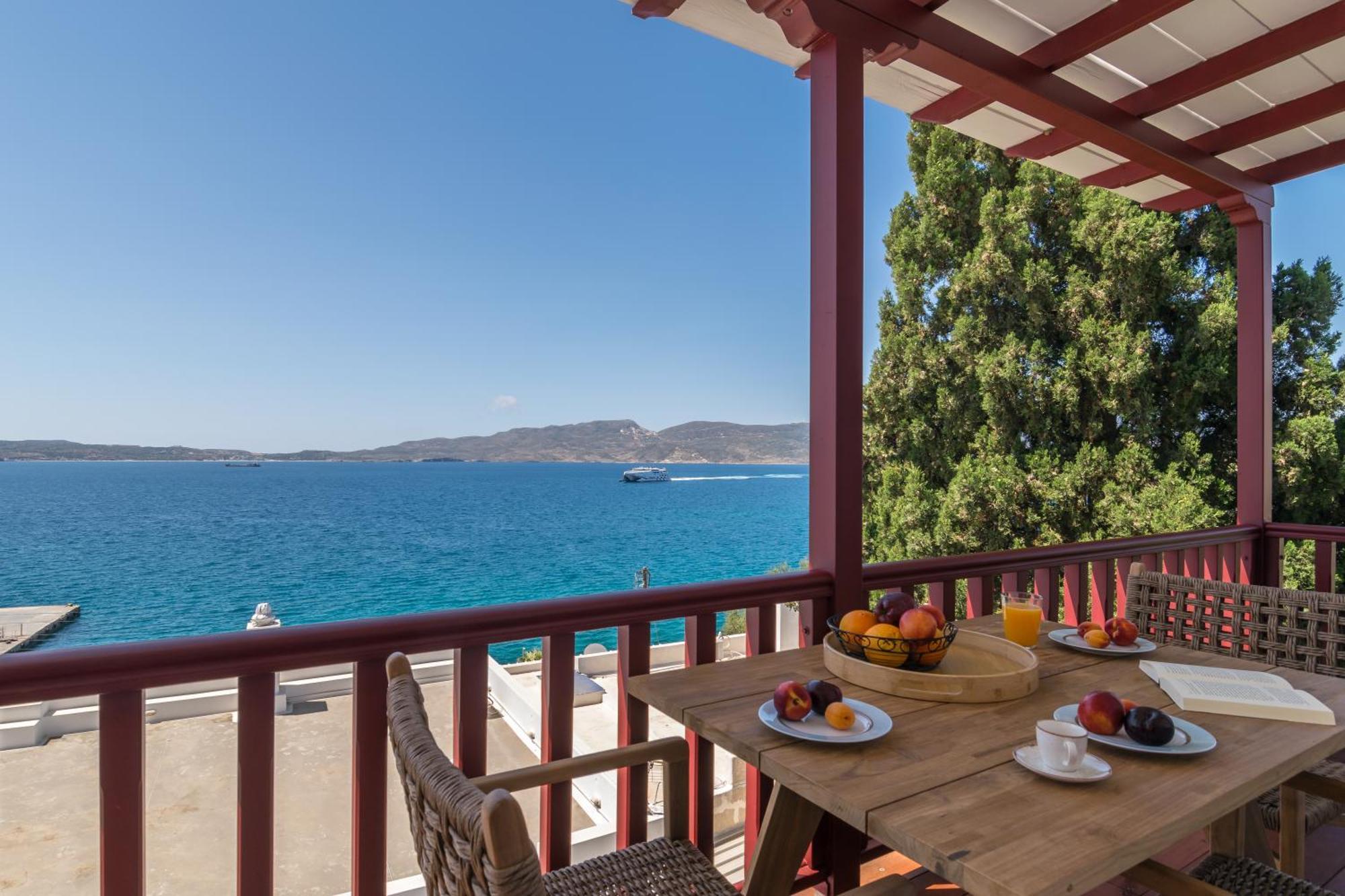 Vitalis Residences - Haven Suites Adamantas  Esterno foto