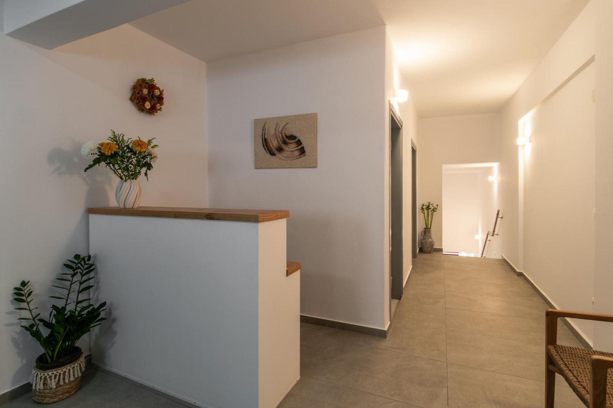 Vitalis Residences - Haven Suites Adamantas  Esterno foto